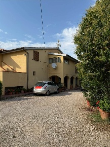 Foto Rustico a Manciano Marsiliana di 432 m² con 14 locali in vendita
