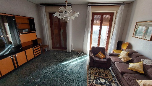 Foto Appartamento a Augusta Centro di 174 m² con 5 locali in vendita