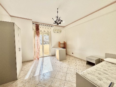 Foto Appartamento a Palermo Montegrappa di 140 m² con 5 locali in affitto
