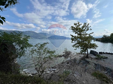 Foto Casa indipendente in Via Mazzini, Castelveccana Castello di 180 m²