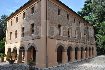 Foto Villa singola in Via Salara 62, Cervia di 1214 m² con 8 locali