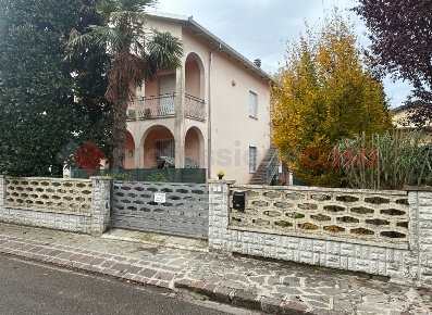 Foto Casa indipendente in Via del sole 8, Carpi di 140 m² con 4 locali