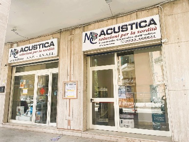 Foto Magazzino in Via Manzoni 128, Agrigento di 119 m² con 7 locali