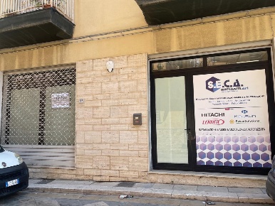 Foto Laboratorio in Via Palagonia 25/27, Bagheria Centro di 113 m²