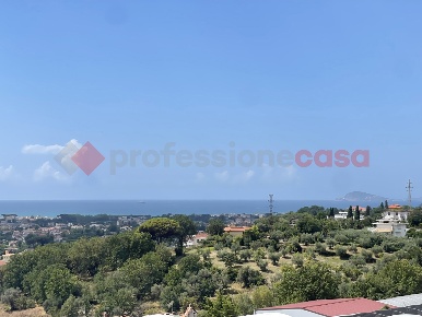 Foto Appartamento in Via Antonio Sebastiani 31, Minturno Centro di 75 m²