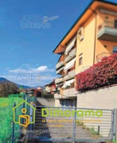 Foto Appartamento in Via Giuseppe Garibaldi 1, Uzzano di 98 m² con 6 locali