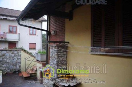 Foto Appartamento in Via Carlo Alberto dalla Chiesa 8, Montecatini-Terme
