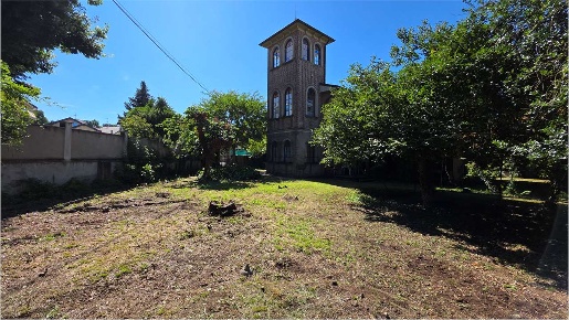 Foto Villa unifamiliare in Via Don Minzoni 5, Malnate Centro di 490 m²