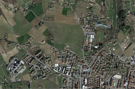 Foto Box in Strada Fontana D'Orto, Acqui Terme Centro di 19 m² con 1 locali