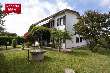 Foto Casa indipendente a Martellago di 180 m² con 7 locali in vendita