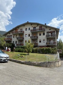 Foto Appartamento in VIA XXV APRILE, Oulx Savoulx di 86 m² con 3 locali