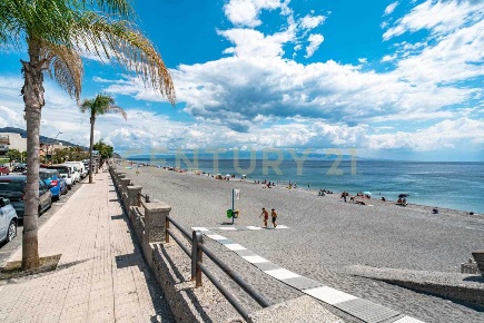 Foto Appartamento in Via Amerigo Vespucci 2, Roccalumera Centro di 43 m²