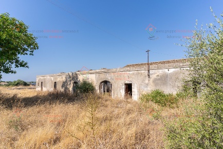 Foto Casale a Siracusa Pantanelli - Elorina di 2645 m² con 10 locali
