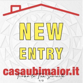 Foto Agriturismo a Montalcino di 855 m² con 21 locali in vendita