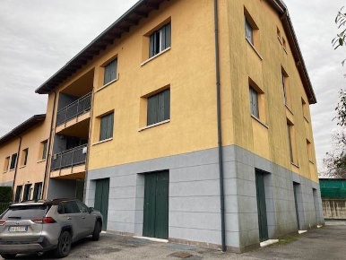 Foto Ufficio in Via Como, Brivio Centro di 40 m² con 2 locali in vendita