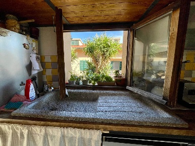 Foto Appartamento a Follonica Centro di 102 m² con 5 locali in vendita