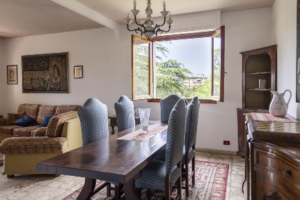 Foto Appartamento a Firenze Cintoia - Le Torri di 120 m² con 5 locali