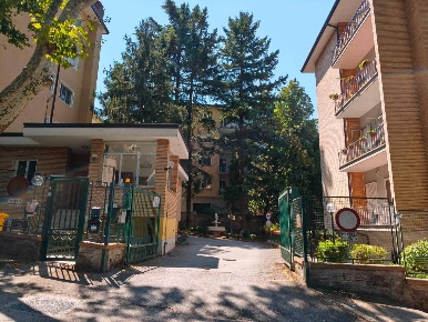 Foto Appartamento in VIA padre alessandro di meo 2, Avellino di 215 m²