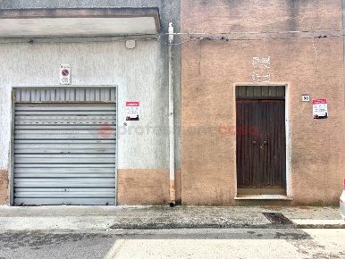 Foto Casa indipendente in Via Rubichi 80, Grottaglie di 260 m² in vendita
