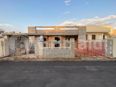 Foto Villa singola in Via Marcello Musca snc, Sannicola Centro di 225 m²