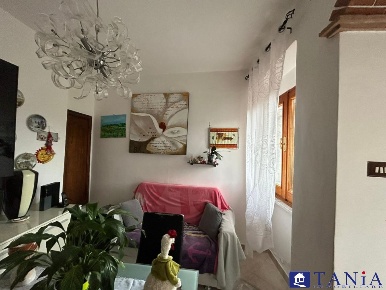 Foto Case semi ndipendenti in VIA SORGNANO, Carrara di 60 m² con 3 locali