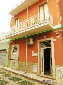 Foto Appartamento in via San martino, Pachino Centro di 115 m² con 4 locali