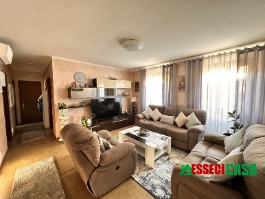 Foto Appartamento in Via Paladini, Casirate d'Adda Centro di 90 m²