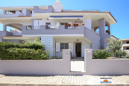 Foto Appartamento in Via Valle d'Aosta, Castelsardo Lu Bagnu di 89 m²