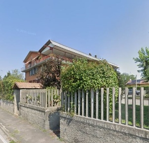 Foto Appartamento in Viale Lombardia, Bollate Centro di 99 m² con 3 locali