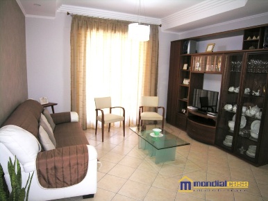 Foto Appartamento a Pachino Centro di 110 m² con 5 locali in vendita