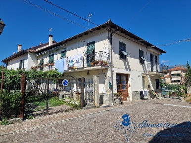 Foto Case semi ndipendenti a Villanova d'Albenga Centro di 344 m²