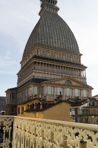 Foto Appartamento a Torino Giardini Reali di 80 m² con 3 locali in affitto