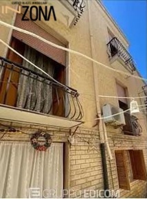 Foto Appartamento in Via II Resa, Bitritto di 128 m² con 4 locali