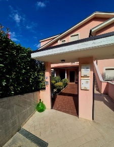 Foto Villa a schiera in Via Santa Chiara, Bucchianico di 127 m² in vendita