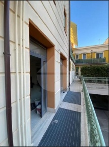Foto Ufficio in Via Papa Giovanni XXIII, Massarosa Massarosa Paese di 50 m²