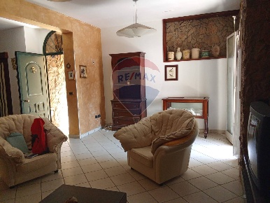 Foto Casa indipendente in via Ignazio Groi 25, Niscemi di 150 m² in vendita