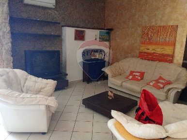 Foto Casa indipendente in via Ignazio Groi 25, Niscemi di 150 m² in vendita