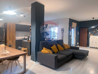 Foto Appartamento in Viale Praga, Palermo Resuttana di 155 m² con 5 locali