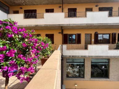 Foto Appartamento in VIA BRODOLINI, Fabriano di 64 m² con 5 locali
