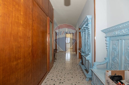 Foto Appartamento in Viale Principe Umberto, Caltagirone Centro di 162 m²