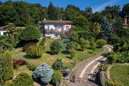 Foto Casa indipendente in Via Ettore Ponti, Varese Lissago - Calcinate