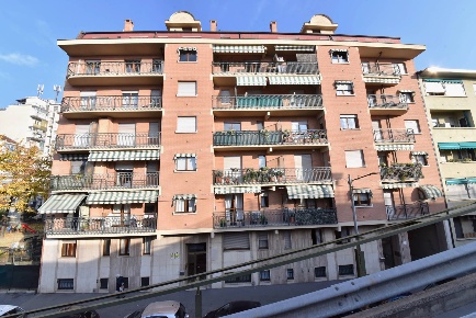 Foto Magazzino in Via Luigi Pagliani, Torino Lingotto di 40 m² con 1 locali