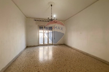 Foto Appartamento in VIA GIUSEPPE ARCOLEO, Palermo di 145 m² con 5 locali