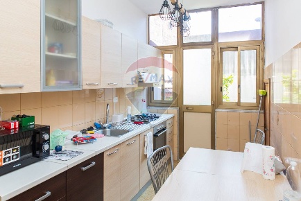 Foto Appartamento in Via Dei Mille, Misterbianco Centro di 70 m² in vendita