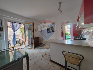 Foto Appartamento in Via Milano, Falconara Marittima Centro di 94 m²