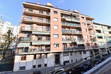 Foto Magazzino in Via Luigi Pagliani, Torino Lingotto di 40 m² con 1 locali