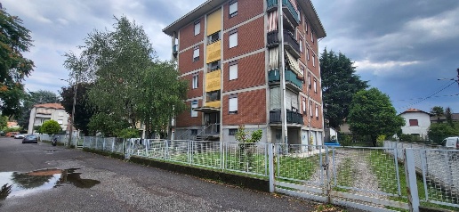 Foto Appartamento in via M buonarotti, Cassano Magnago di 80 m² in vendita