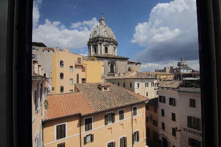Foto Appartamento in vicolo de bovari, Roma Campo de' Fiori di 80 m²