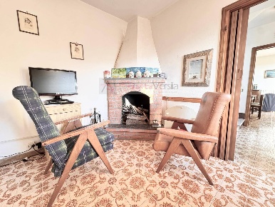 Foto Case semi ndipendenti a Montignoso Zona Collinare Palatina di 66 m²