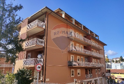 Foto Appartamento a L'Aquila Torretta - Torrione di 75 m² con 3 locali